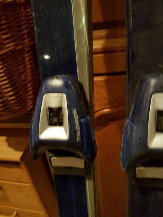 Narty Salomon XFREE 7 z wiązaniami Salomon.