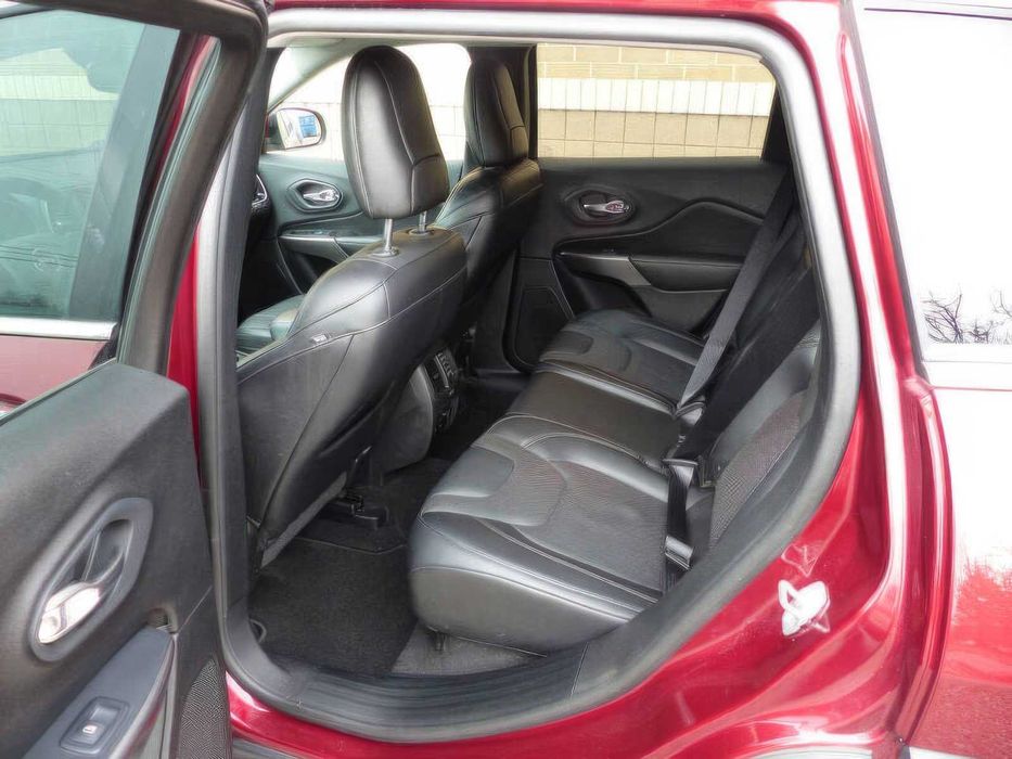 Jeep Cherokee Limited      2019