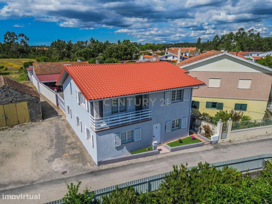 Detached House with Garden, Garage, and Land in Tocha, Cantanhede