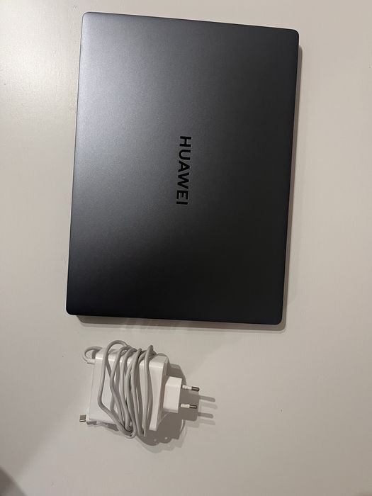 Huawei MateBook D14 2024