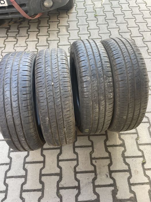 Колеса/резина/гума 215/75R16C Nexen