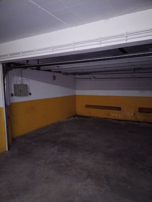 Excelente garagem
