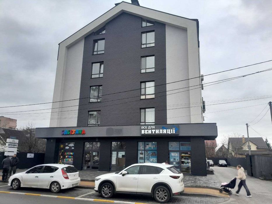 Центр міста! Оренда фасадного приміщення з ремонтом!