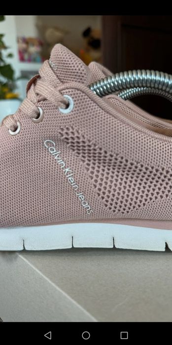 Calvin Klein. Snekersy r. 38