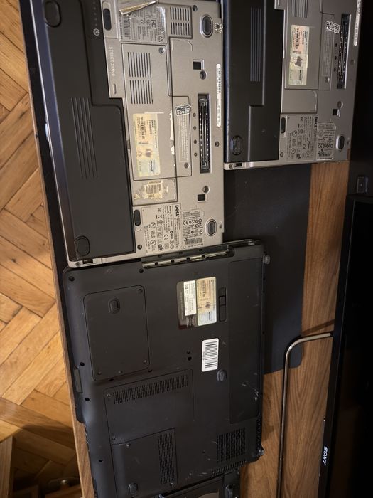 Dell , Hp , asus