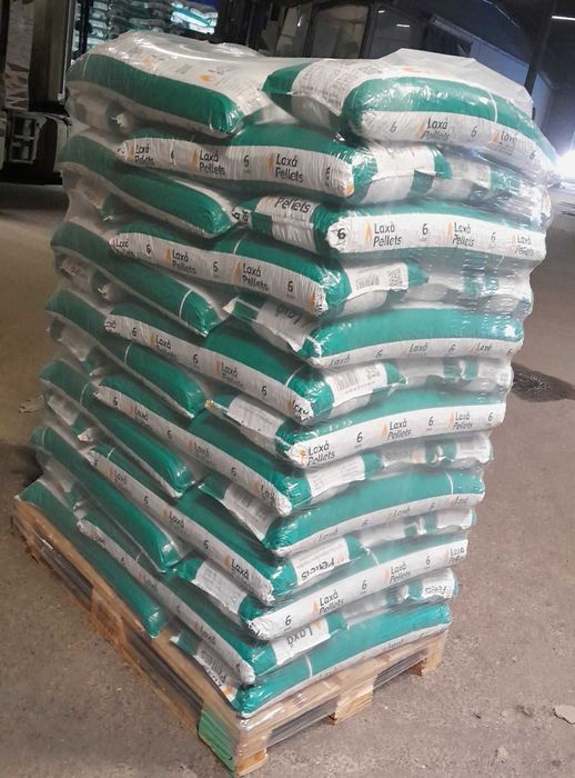 Pellet drzewny Plus A1 6 worki 16 kg paleta 1560zł