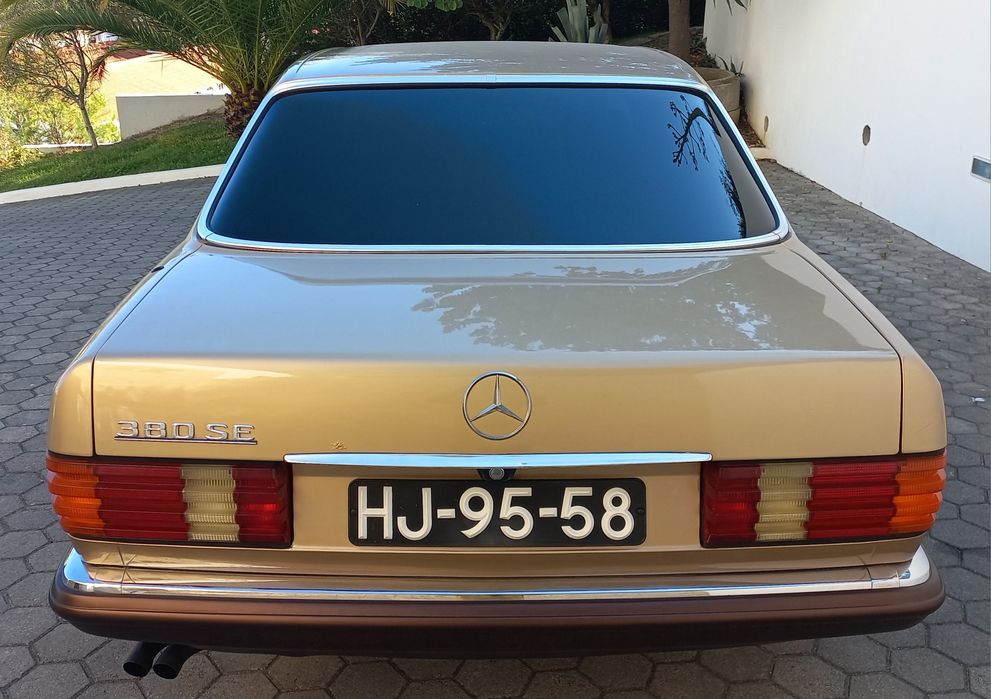 Mercedes-Benz 380 — fotografia 11