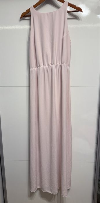 Sukienka pudrowo-różowa