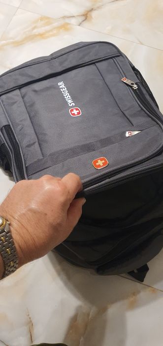 Nowy szwajcarski Plecak biznesowy do samolotu Swissgear.