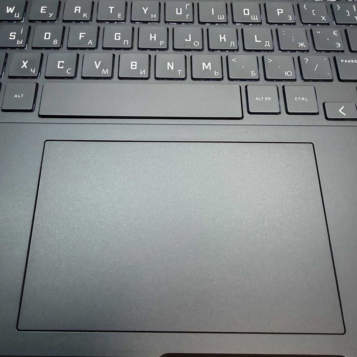 !! HP Victus/AMD Ryzen 5 7640HS/DDR5 16G/M2 512G/nVidia RTX3050 6Gb