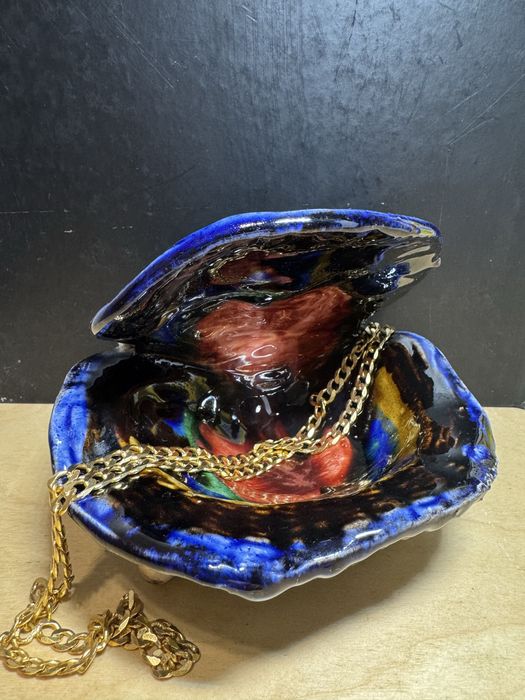 Ostra Escultura em faiança das Caldas