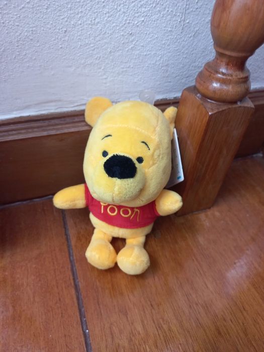 Vários peluches disponiveis