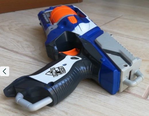 Pistola Nerf Strongarm