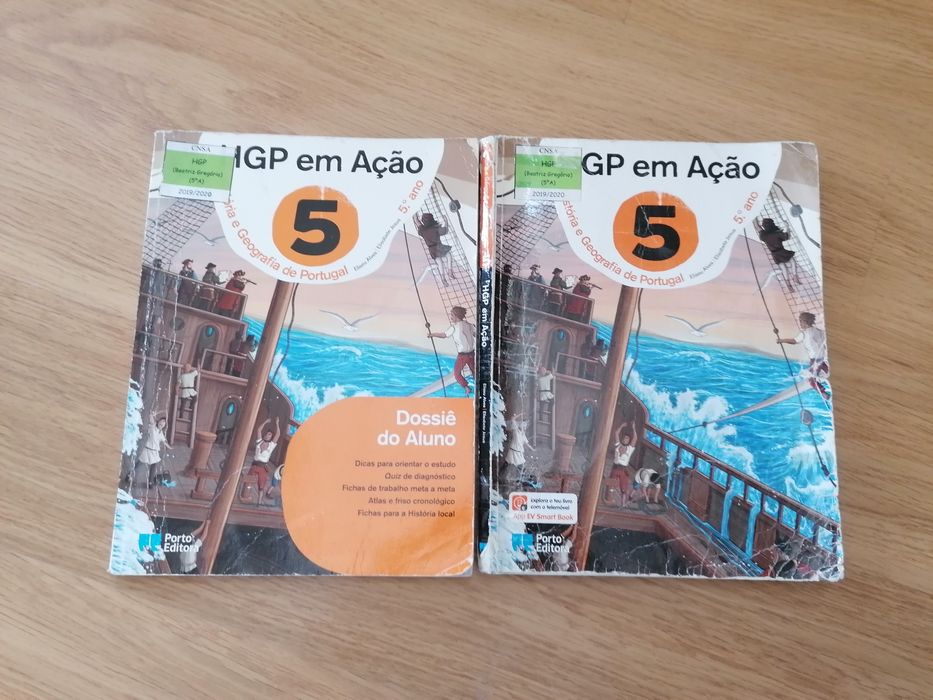 Livros e cadernos de fichas de História do 5 ano