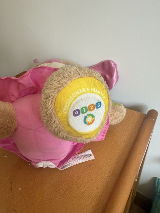 Urso interativo Fisher price