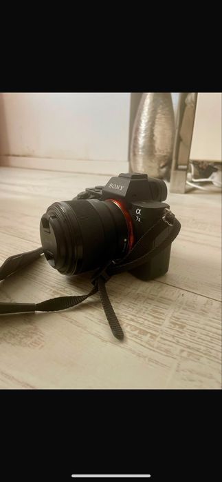Sony Alpha A7 II + Sony FE 50mm f/1.8