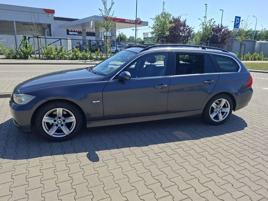 BMW 325i TOURING R6 Automat 218km# Panorama#Duża navi#Skóry#skladane lusterka