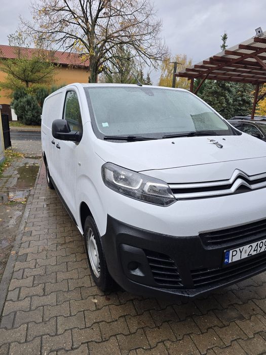 Citroen jumpy rok 2023