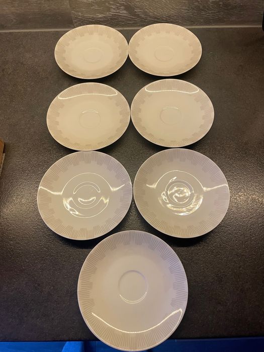 Zastawa porcelanowa deserowa