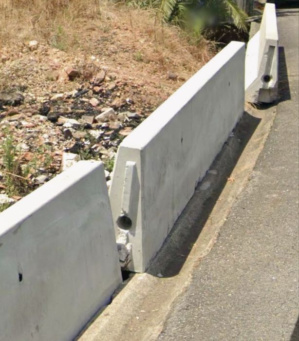 Barreiras de Betão New Jersey (6 metros) – Separadores de Via