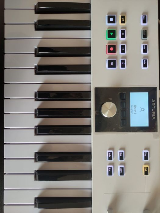 Arturia Keylab Essencial 61 Mk3 na caixa
