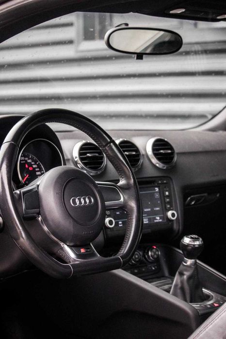 Audi TT Coupé 2.0 TFSI S line | 200cv