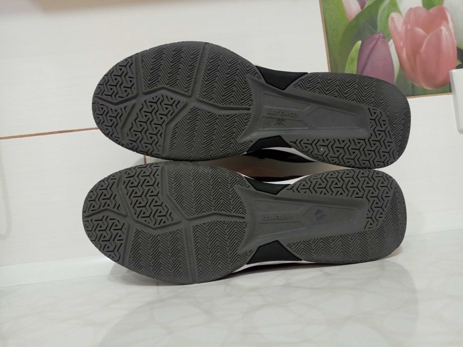 Кроссовки Artengo  45 размер 29 см