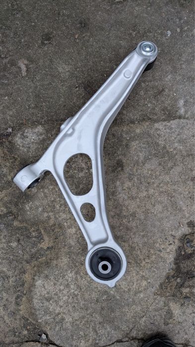 Рычаги передние Nissan Rogue 2021 2022 2023 Передний рычаг Нисан Рог