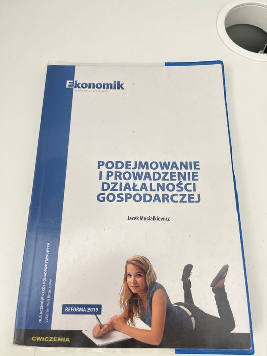 Ćwiczenia ekonomiczne podejmowanie i prowadzenie działalności gospoda