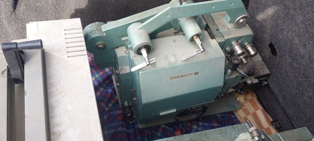 Кинопроэктор Украина