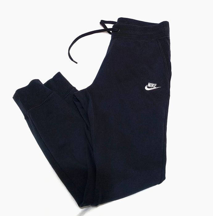 Жіночі спортивні штани Nike, Under Armour