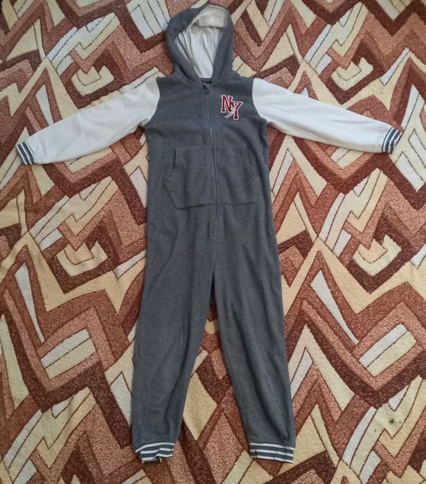 Комбінезон Pepperts для хлопчика 
Розмір 122/128