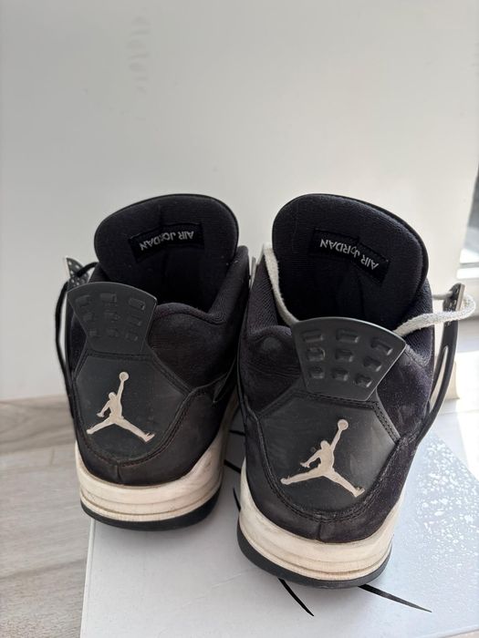 Jordan 4 White Thunder