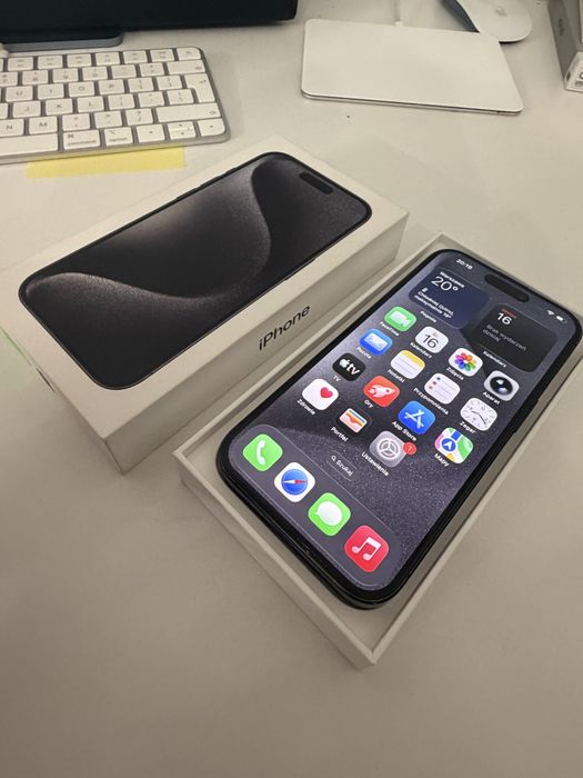 Bateria 100% iPhone 15 Pro 256gb Black Titanium