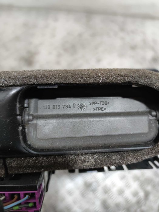 VW Golf IV Kratka Nawiewu Powietrza Środkowa