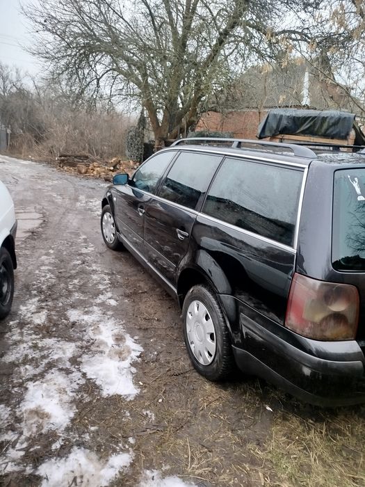 Продам Фольцвагин пасат все працює сів поїхав