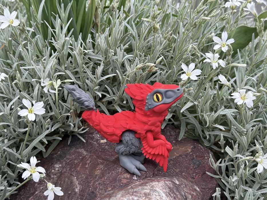Dinozaur Pyroraptor 3D – ruchoma figurka inspirowana pierzastym drapieżnikiem
