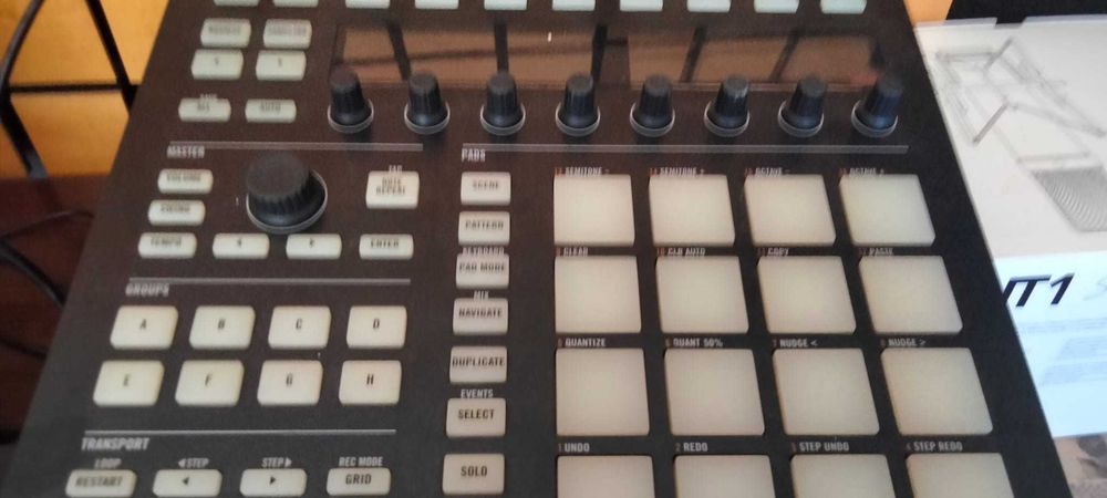 Native Instruments Machine MKII