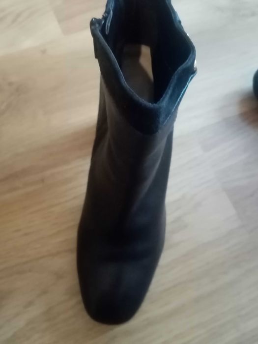 Skórzane botki rozm 37