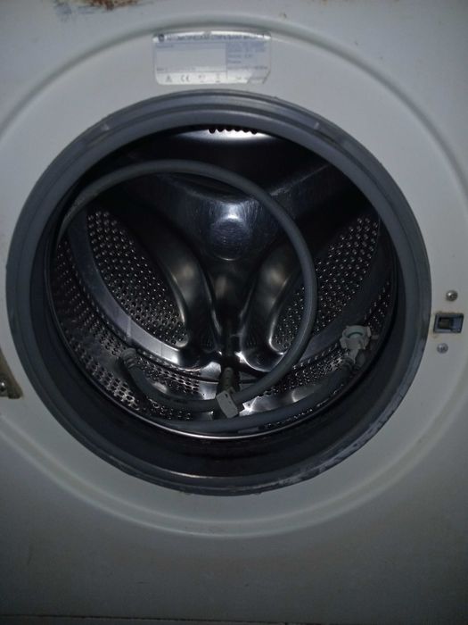 Продам стеральну машинку , срочно