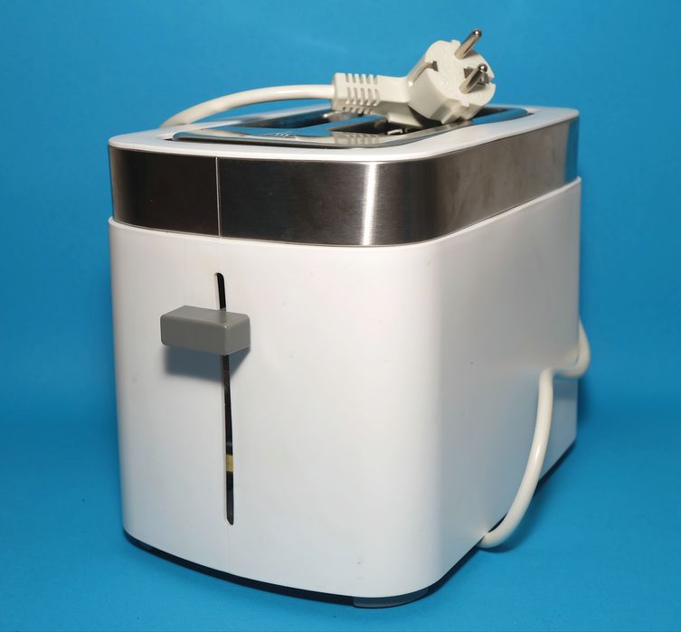 Тостер Hausmark отличный.