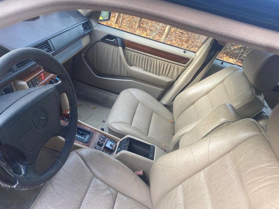 Mercedes-Benz 124T 2,5l. 1995r. Piechowice • OLX.pl