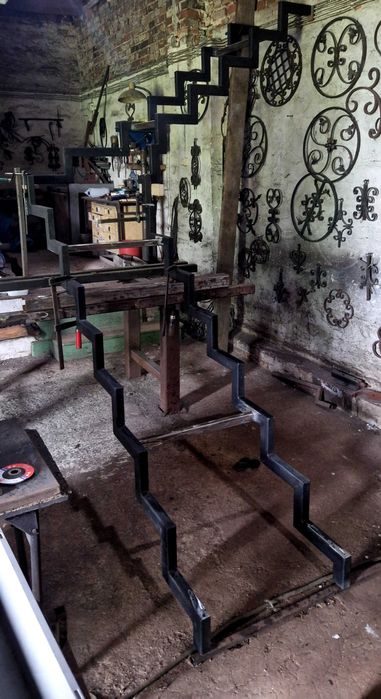 Konstrukcja schodów stalowych