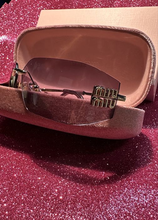 Oculos de Sol Miu Miu MU 54YS dourado Roxo Claro