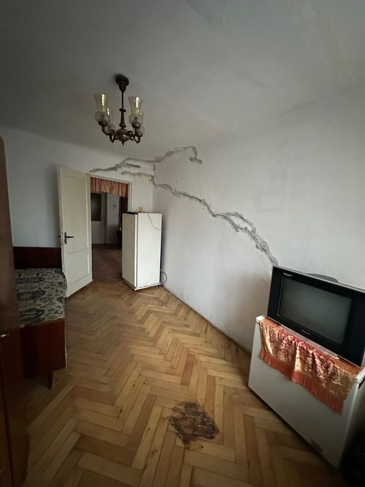 Квартира в Бродах, в центрі міста!!