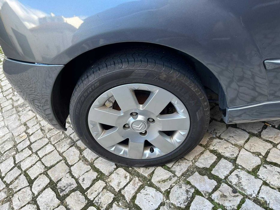 Vende-se Citroen C2 Gasolina, bom estado