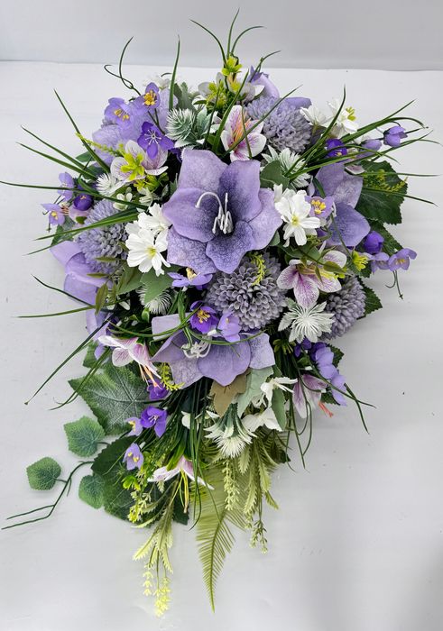 Stroik na grób wiosenny kompozycja na cmentarz