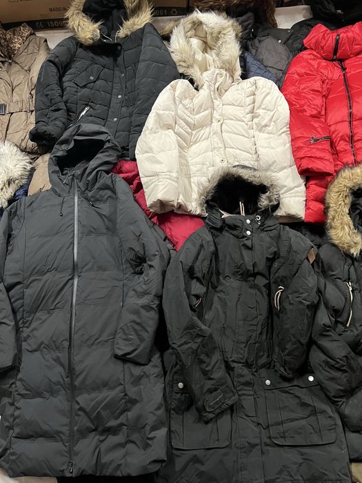 Секонд хенд оптом куртки жін зима демісезон Англія ціна за 1 кг