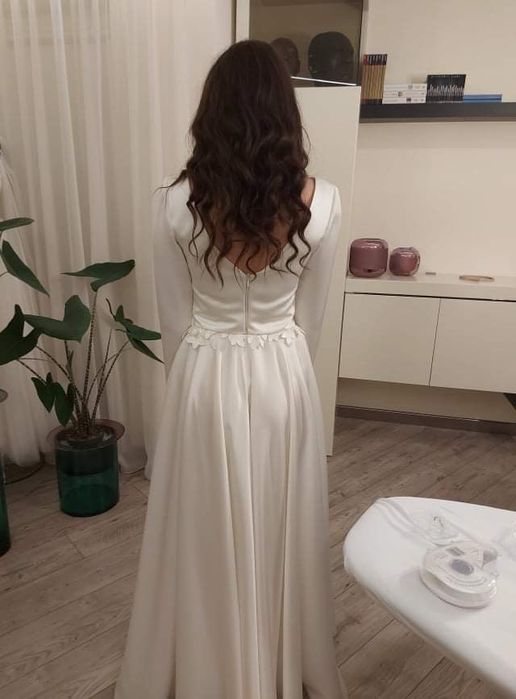 Suknia ślubna muślinowa