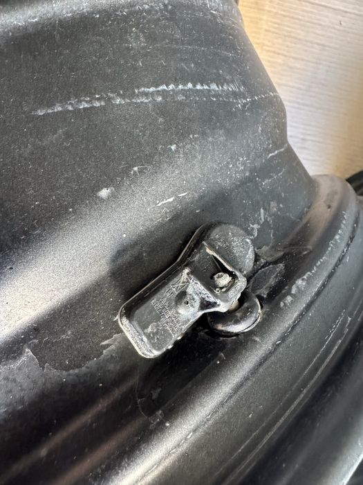 Felgi hyundai kia 17 cali 4x100 et 49 czujniki